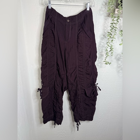 Scorpio Shirred Mid-Rise Pants NWOT black coffee